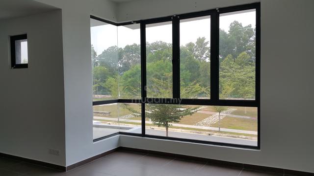 3 Storeys Superlink Mutiara Villa Mutiara Heights Prima Saujana Kajang 1