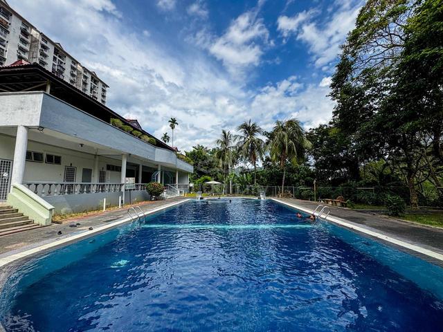 Desa View Towers Apartment 1