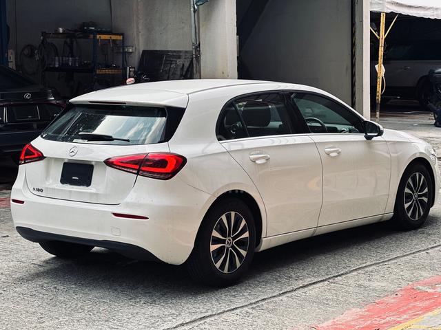 2021 Low Mileage 12K km Mercedes Benz A180 1.3 SE - 2