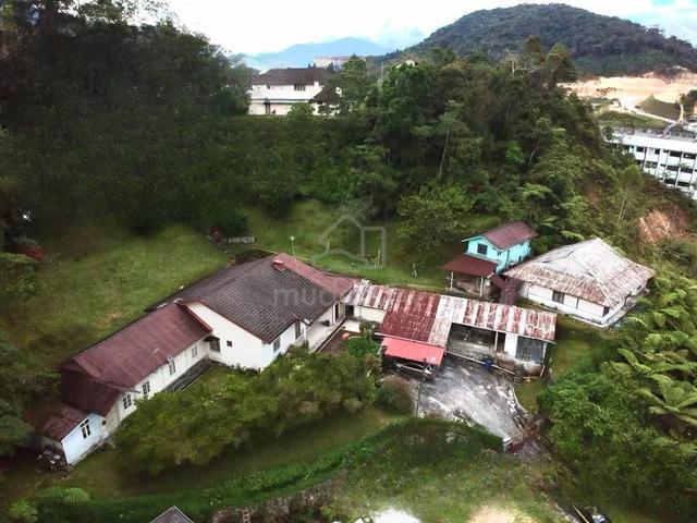 Cameron Highland Bungalow/Land for sale 1