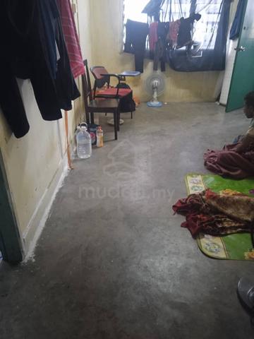 Flat Taman Alam Megah 1