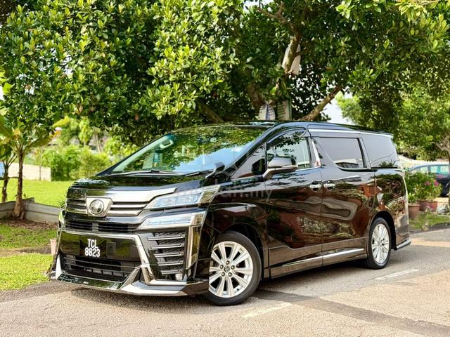 ON THE ROAD 2018 Toyota VELLFIRE 2.5 AGH30R (A) - 2