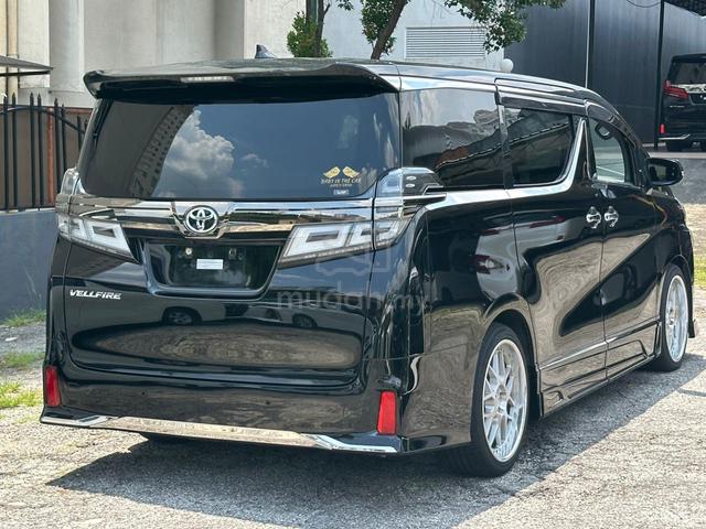 Toyota VELLFIRE 2.5 GOLDEN EYES II (A) TRD Bodykit - 2