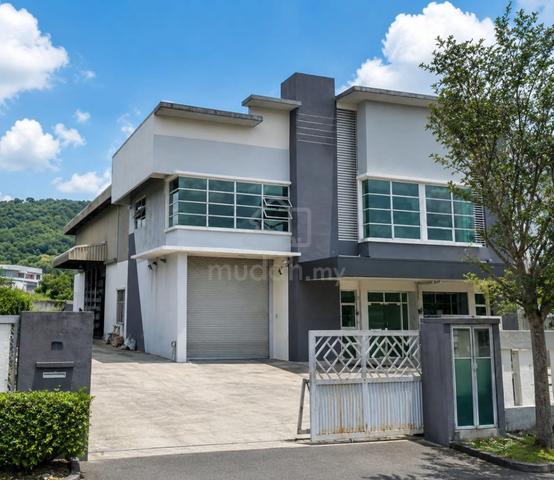 1.5 Sty Semi D Factory Hi-Tech 3 Kawasan Perindustrian Sungai Lalang 1