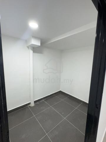 Double storey low cost@*Taman Plentong Baru* 4