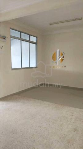 Teres 2 Tingkat Taman Sultan Abdul Halim 1