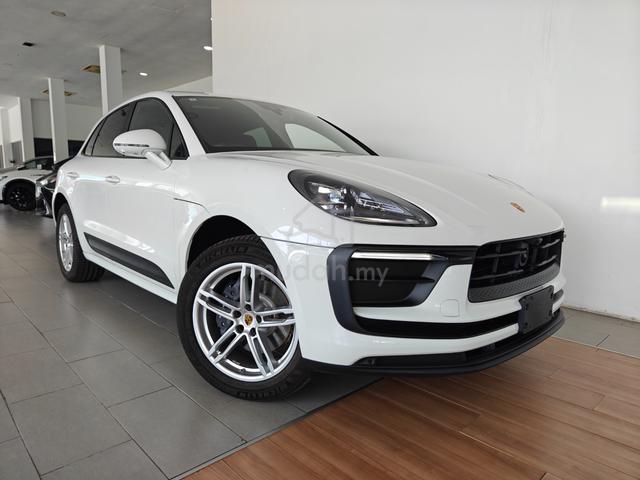 2022 Porsche MACAN 2.0 5A PDLS+ 4Cam Leather P/B.. - 1