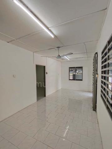 【 BUY THE HOUSE 】Taman Sejati Indah - Single Storey Terrace House 1