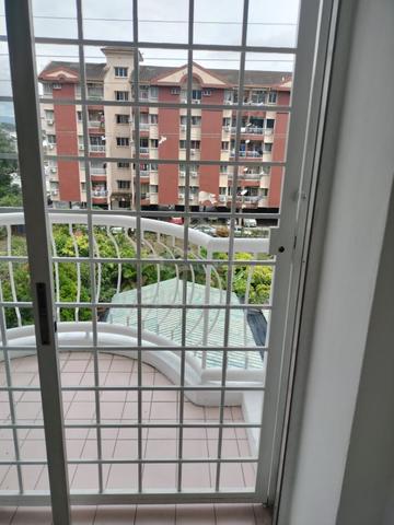 Teratai Mewah Condominium 1