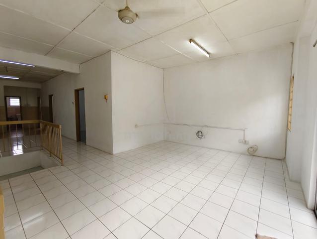 Wll condition Rawang Townhouse 1