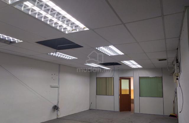 1st Floor SHOP For Rent/ KEDAI Tingkat 1 Untuk Disewa, Segamat 1