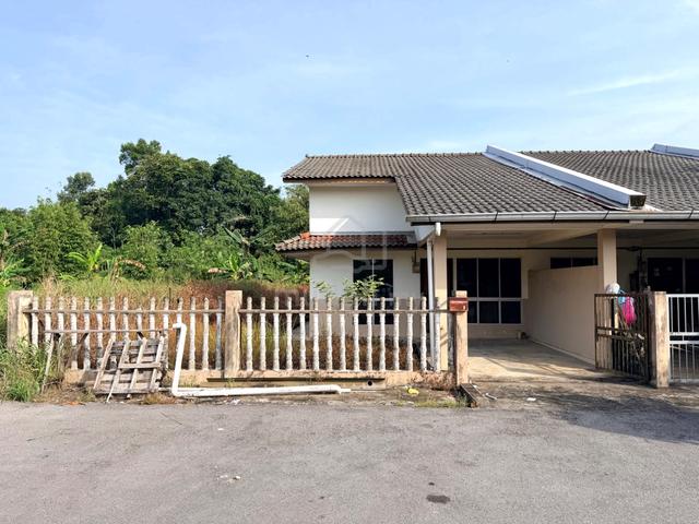 CORNER HUJUNG, Teres Setingkatt, SAMARINDAH BARU 1