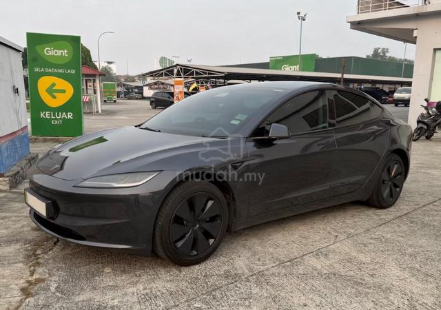 Tesla Model 3 Premium Highland Standard Range RWD - 1