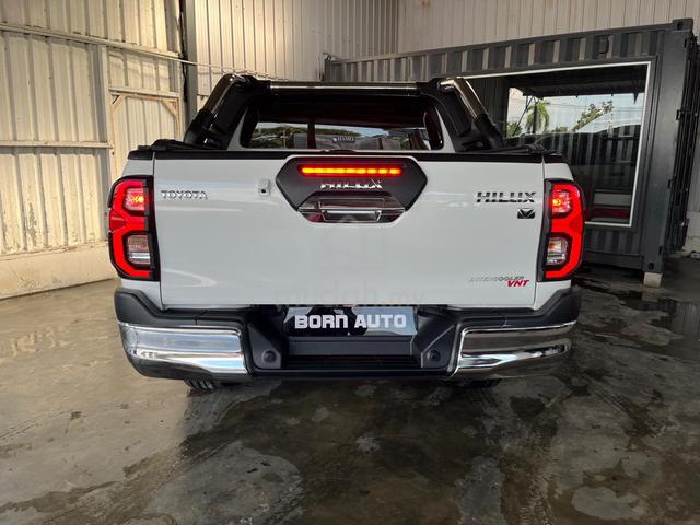 Toyota HILUX 2.4 V ( Free Service Package) - 4