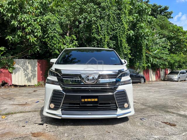 16/20 Toyota VELLFIRE 2.5 car kin see to belive - 4