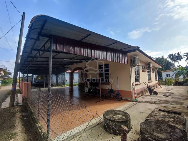 Banglow kemumin pengkalan chepa 1