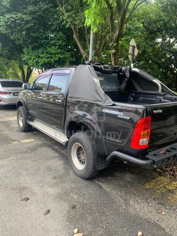 2010 Toyota HILUX 2.5 G - 4