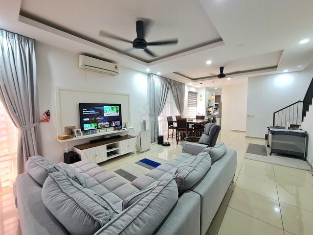 (Penduline) 2 Storey Endlot Terrace House Bandar Rimbayu [RENOVATED] 1