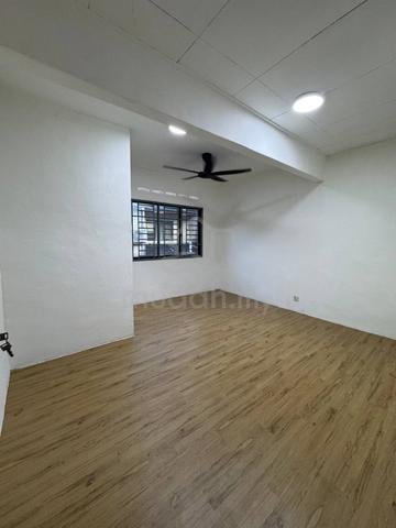 Seri Alam, Jalan Tasek, 2"Storey 3Bed Unblock, Fully Extend Full Loan 5