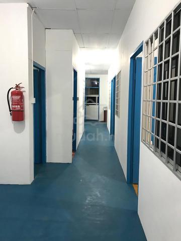 Bintulu bilik sewa ada tingkap 1