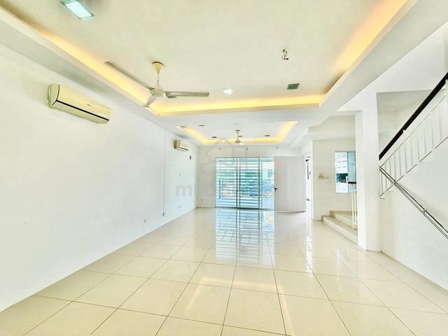 RENOVATED  Double Storey  House  Nadayu 92, Kajang 1