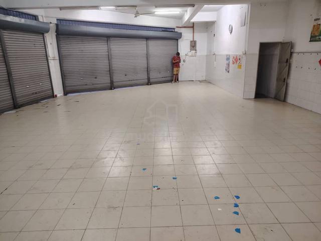 WTR Corner Shoplot at Taman Sri Rampai, Setapak. Facing Main Road 1
