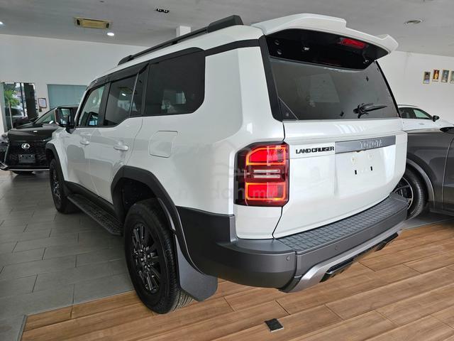 2025 Toyota LANDCRUISER 2.7 250 VX SR 4Cam Unreg - 2