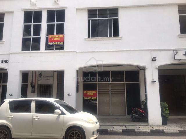 Lot Kedai 3 Tingkat Untuk Di Jual 1