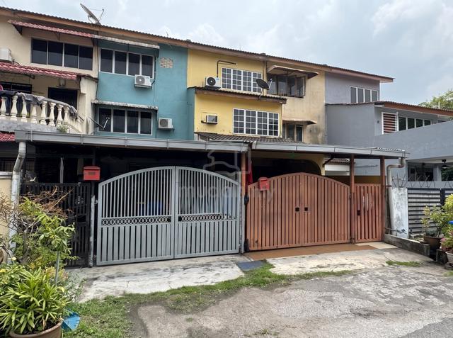 Freehold 2.5 Storey Terrace Taman Sri Muda Seksyen 25 Shah Alam 1