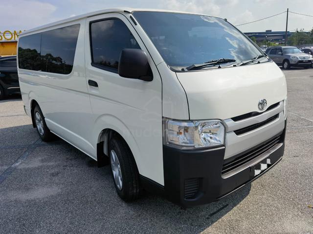 2021 Toyota HIACE 0 2.5L (M) - 1