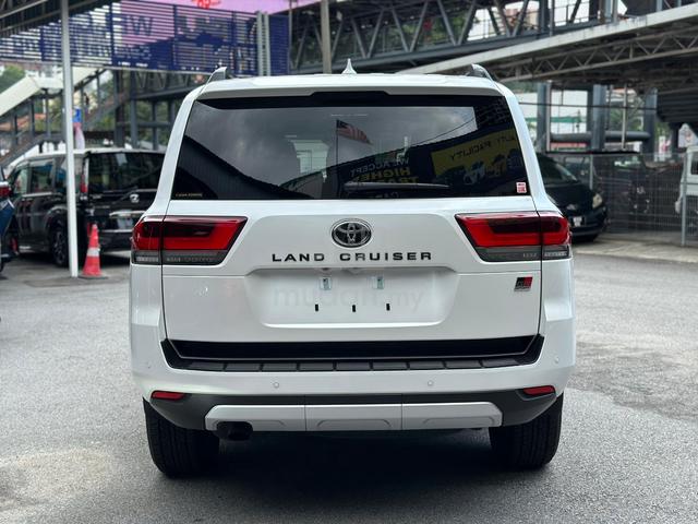 2022 Toyota LANDCRUISER 3.5 GR SPORT (A) - 4