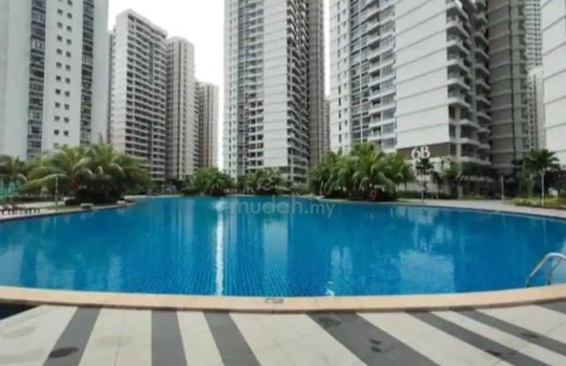 Bay Point @ Country Garden Danga Bay 1
