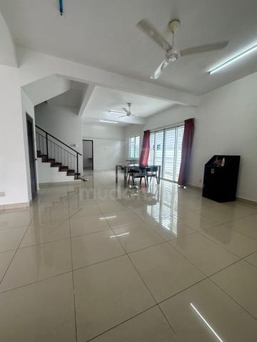 Bandar Parkland Cluster Semi D Basic Unit For Rent 1