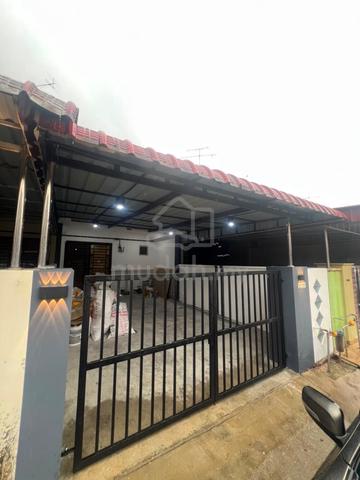 Taman Lagenda Putra Kulai / Full Renovated / Rumah Dua Tingkat 1