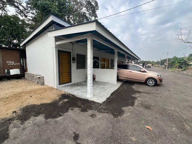 Studio/ Master Bedroom Rimba Terjun Pontian – Tanjung bin – Kukup 1