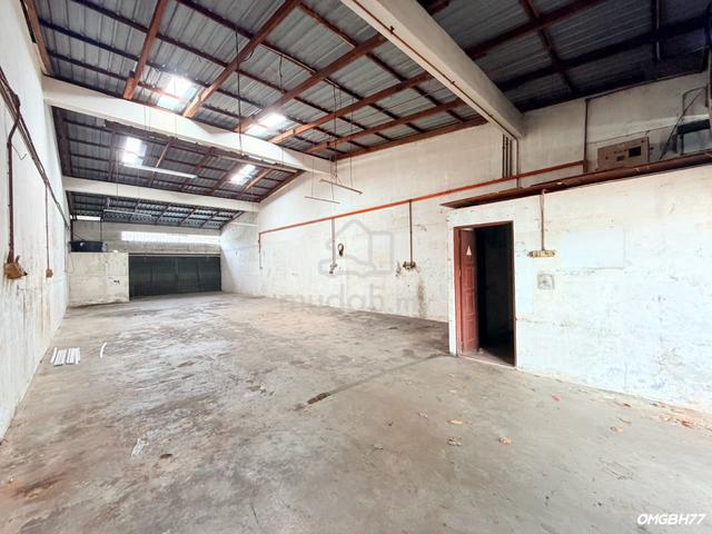 Taman Klang Utama Single Storey Link Factory 25x80 Basic Unit For Rent 1