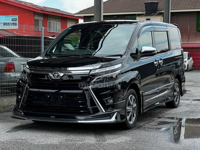 2021 Toyota VOXY 2.0 ZS KIRAMEKI III (A) - 2