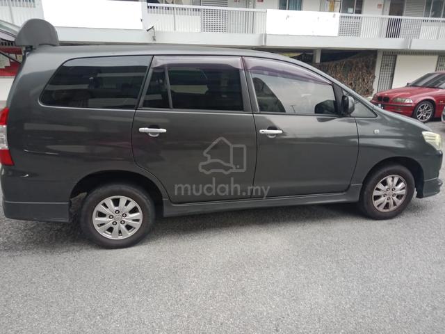 2012 Toyota INNOVA 2.0 E (A) - 2