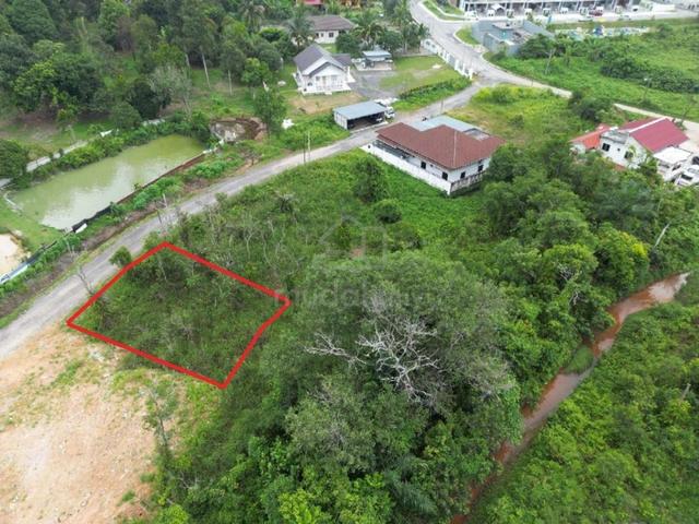 Tanah Lot Bangunan 3498 sqft Kg Desa Putra Sg Merab 1