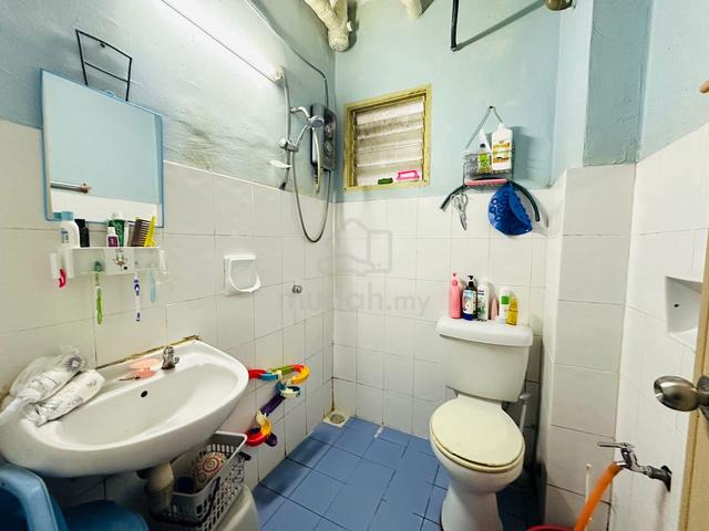 Pangsapuri Raya (Bandar Country Homes) 3