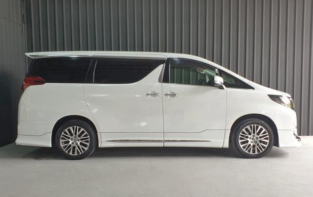 Toyota ALPHARD 2.5 (A) SC PILOT SEATS POWER BOOT - 3