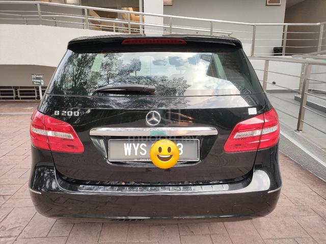 Mercedes Benz B200 (A) BlueEFCY SUV - 2