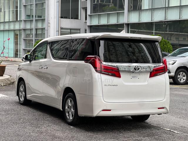 2023 Toyota ALPHARD 2.5L X *8 SEATER - 2