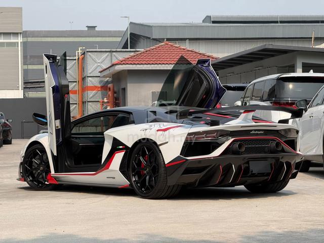 2018 Lamborghini AVENTADOR 6.5 SVJ V12 Coupe Local - 2