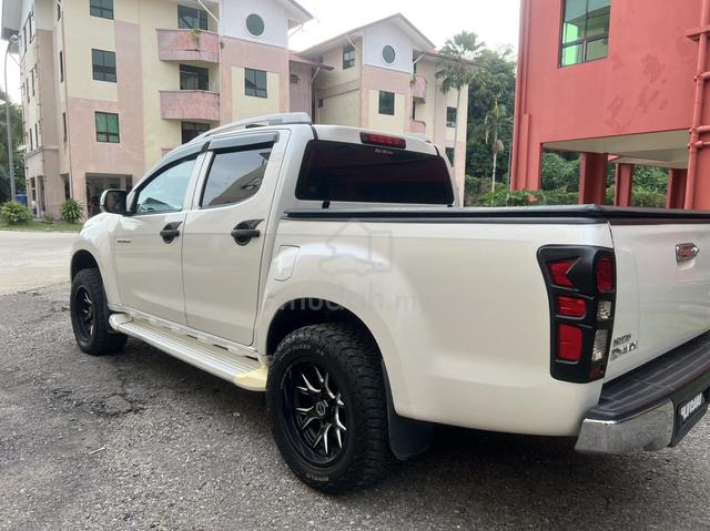 2014 Isuzu D-MAX 3.0 V-CROSS SAFARI 4X4 - 4