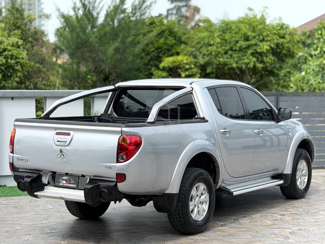 2009 Mitsubishi TRITON 2.5 4x4 (M) SATU OWNER AAA+ - 4