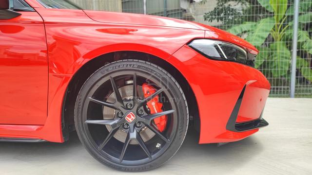 2025 Honda Civic 2.0 Type R RACING BLACK VERSION - 3