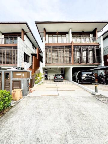 Facing Open | 3 Storey The Mulia Residence, Cyberjaya 1