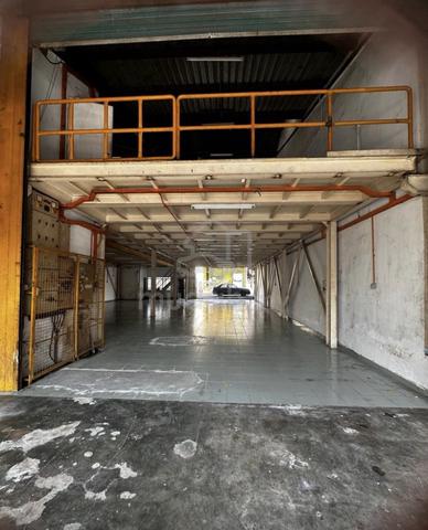 Seri Kembangan,2 Storey Link Factory Warehouse For Rent 1