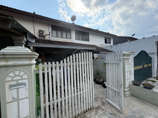 UNBLOCKED VIEW - RUMAH MAMPU MILIK KULAI - JALAN JATI BANDAR PUTRa 1